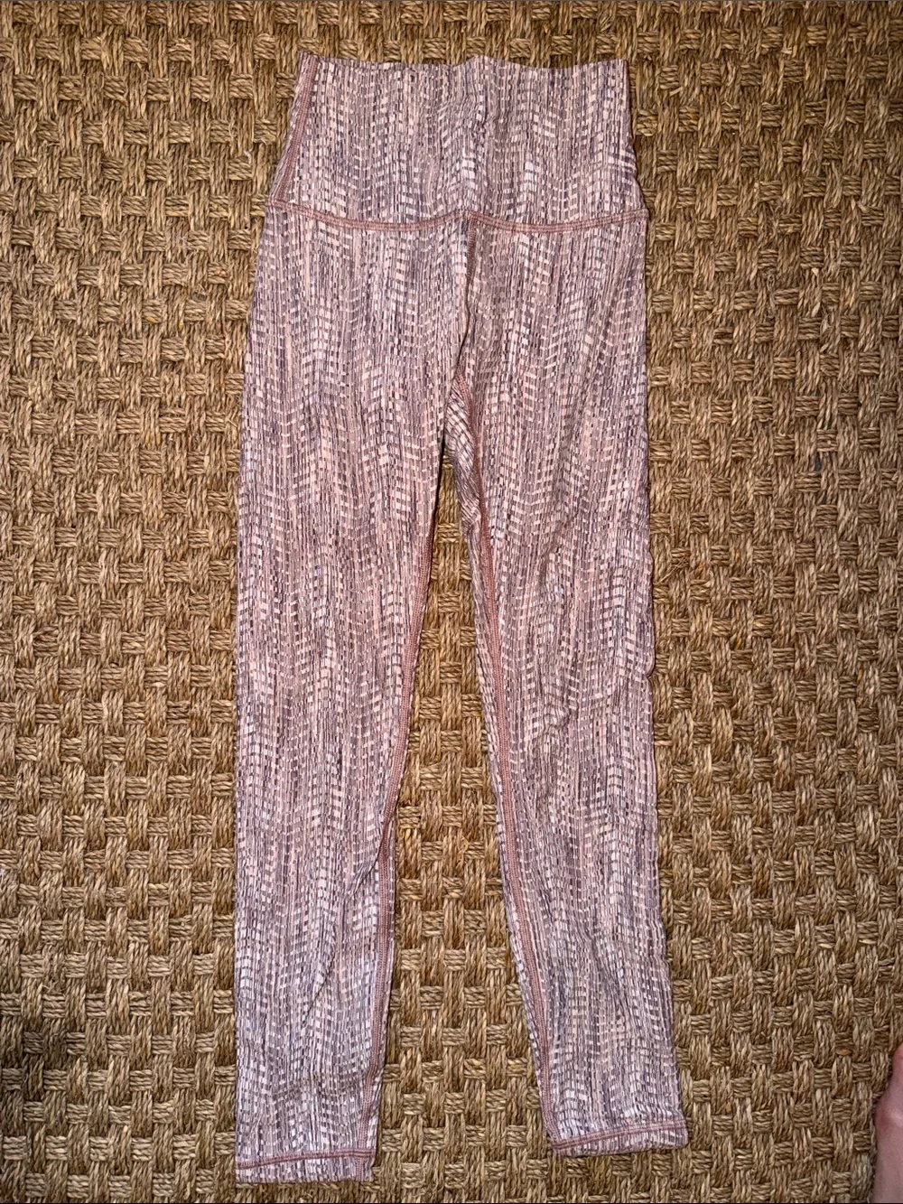 lululemon High-Waist Pink Printed Leggings Size 2